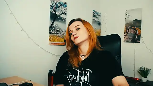 PeppyMia online show from May 24, 5:29 am