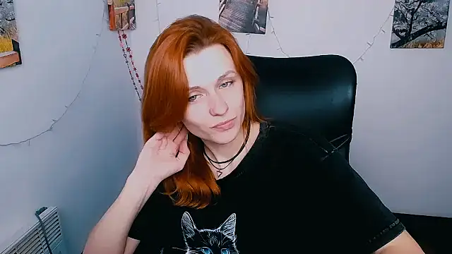 Snapshot of PeppyMia chatting on February 28, 7:19 am PeppyMia online show from February 28, 7:19 am