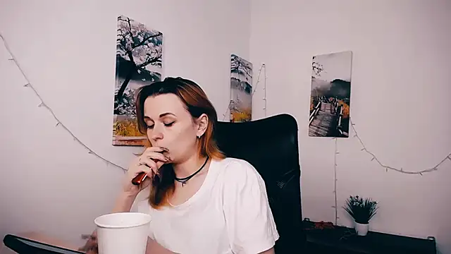 PeppyMia online show from May 19, 6:42 am