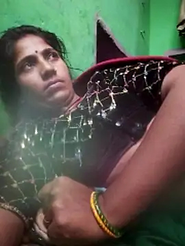 MISS-KAYA online show from February 20, 1:02 am