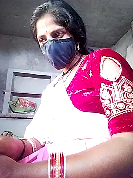 MISS-KAYA online show from November 14, 8:40 am