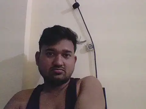 Snapshot of VadodaraBBC chatting on November 6, 3:27 pm VadodaraBBC online show from November 6, 3:27 pm