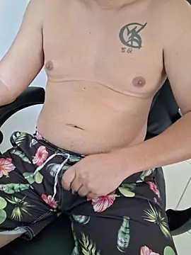 Snapshot of Carloskasado chatting on September 14, 12:27 pm Carloskasado online show from September 14, 12:27 pm