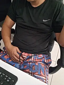 Carloskasado online show from November 4, 4:55 pm