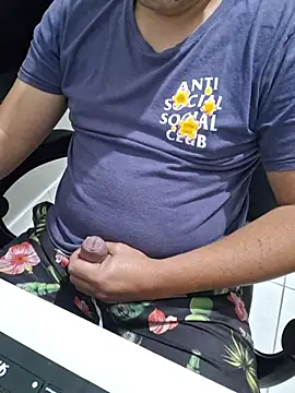 Carloskasado online show from November 15, 8:46 pm