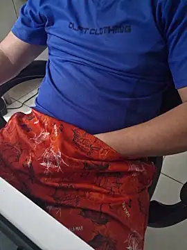 Carloskasado online show from January 7, 3:33 am