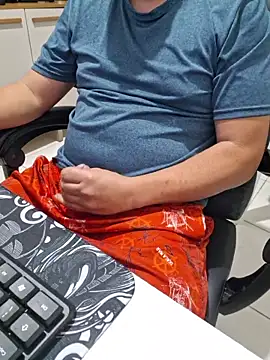 Carloskasado online show from March 12, 1:44 am