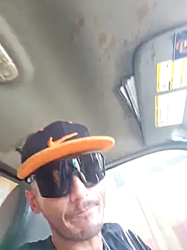 Romance32 online show from October 27, 8:32 pm