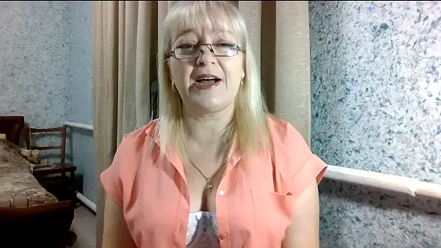 Snapshot of PlayM3Soft chatting on November 19, 7:14 pm PlayM3Soft online show from November 19, 7:14 pm