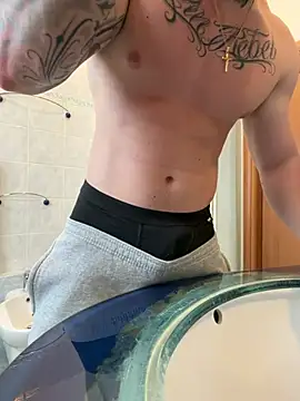 edgarberlanga1312 online show from February 25, 12:05 pm