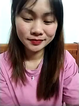 Snapshot of Sisi_dy01 chatting on December 5, 5:28 am Sisi dy01 online show from December 5, 5:28 am