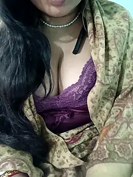 Snapshot of Anjali-bhabhi chatting on November 27, 7:09 am Anjali-bhabhi online show from November 27, 7:09 am