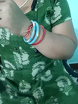 Snapshot of Anjali-bhabhi chatting on October 8, 7:47 pm Anjali-bhabhi online show from October 8, 7:47 pm