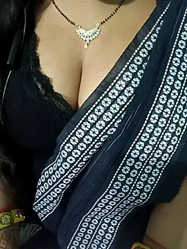 Snapshot of Anjali-bhabhi chatting on October 13, 7:26 pm Anjali-bhabhi online show from October 13, 7:26 pm
