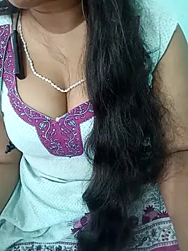 Snapshot of Anjali-bhabhi chatting on October 4, 9:22 am Anjali-bhabhi online show from October 4, 9:22 am