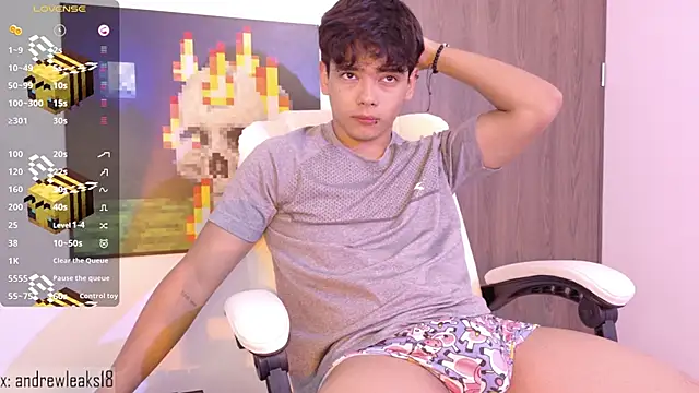 an drew18 online show from December 1, 12:28 pm