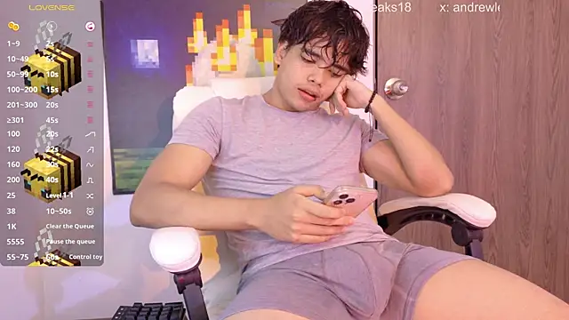 an drew18 online show from June 10, 3:46 pm