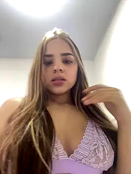 Snapshot of Sex_Samanta chatting on October 11, 6:20 pm Sex Samanta online show from October 11, 6:20 pm