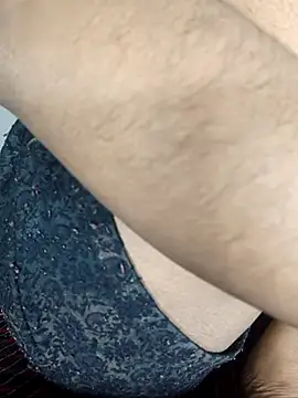 Snapshot of tanisha-2005 chatting on November 2, 4:34 pm tanisha-2005 online show from November 2, 4:34 pm