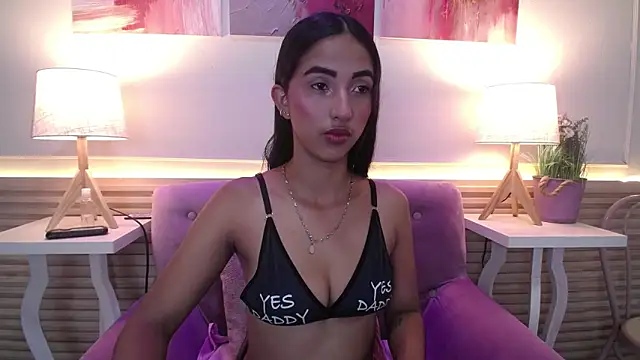 Snapshot of MilkyLally chatting on June 2, 12:05 pm MilkyLally online show from June 2, 12:05 pm