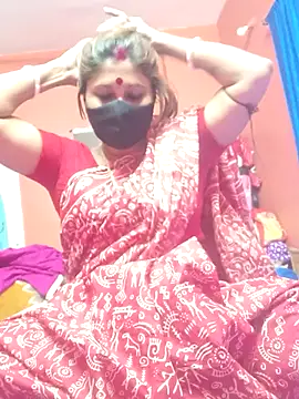 misspriya03 online show from January 8, 6:19 am