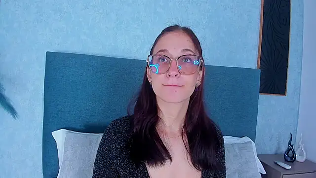 Laura Ivy online show from February 28, 12:49 pm