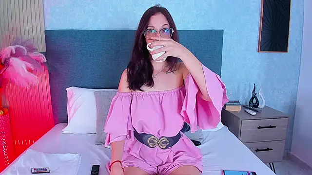 Laura Ivy online show from March 11, 1:05 pm