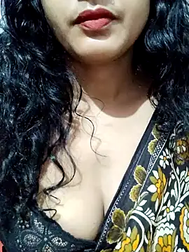 Snapshot of spicysuhana chatting on September 11, 11:05 pm spicysuhana online show from September 11, 11:05 pm