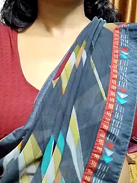 Snapshot of spicysuhana chatting on October 18, 4:53 pm spicysuhana online show from October 18, 4:53 pm