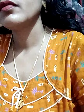 Snapshot of spicysuhana chatting on November 28, 12:55 am spicysuhana online show from November 28, 12:55 am