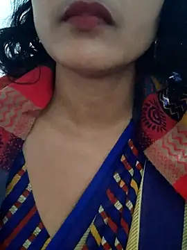 Snapshot of spicysuhana chatting on November 29, 12:11 am spicysuhana online show from November 29, 12:11 am