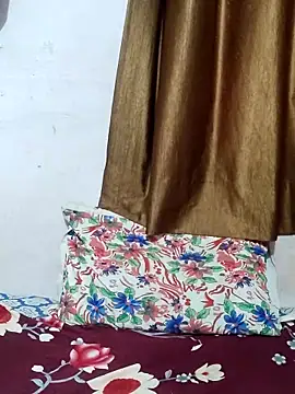 Snapshot of spicysuhana chatting on June 11, 10:45 am spicysuhana online show from June 11, 10:45 am