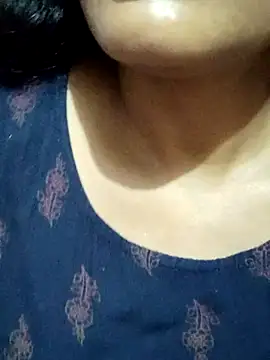 Snapshot of spicysuhana chatting on July 13, 5:01 pm spicysuhana online show from July 13, 5:01 pm