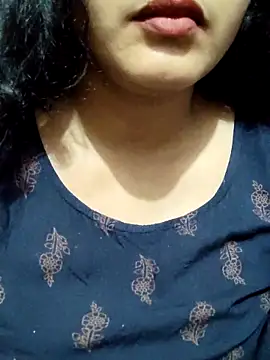Snapshot of spicysuhana chatting on June 11, 12:32 am spicysuhana online show from June 11, 12:32 am
