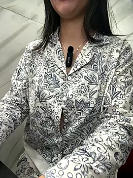 Voyerra g online show from December 4, 1:37 am