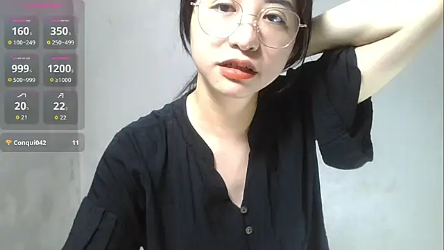Snapshot of Voyerra_g chatting on September 11, 1:16 am Voyerra g online show from September 11, 1:16 am