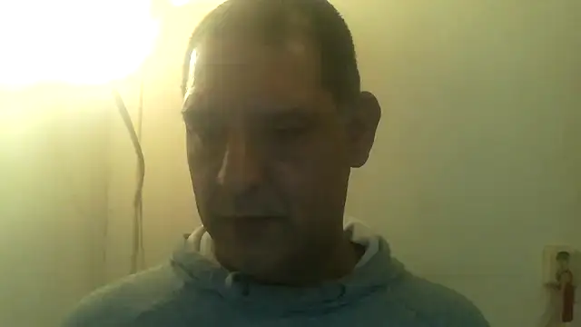 Stack111111 online show from November 13, 7:18 pm