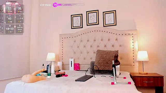 cristhi esterling online show from December 14, 12:22 pm