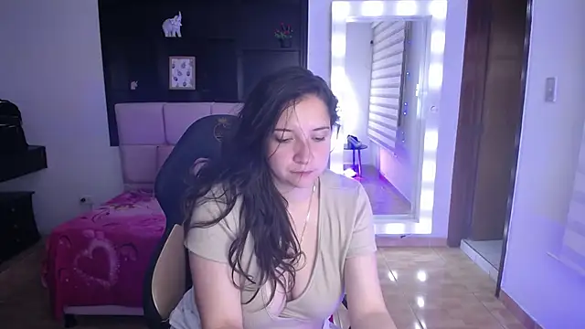 Agatha bellucci  online show from December 3, 2:49 pm