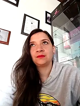 Agatha bellucci  online show from November 5, 1:14 pm