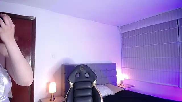 Agatha bellucci  online show from October 21, 12:48 pm