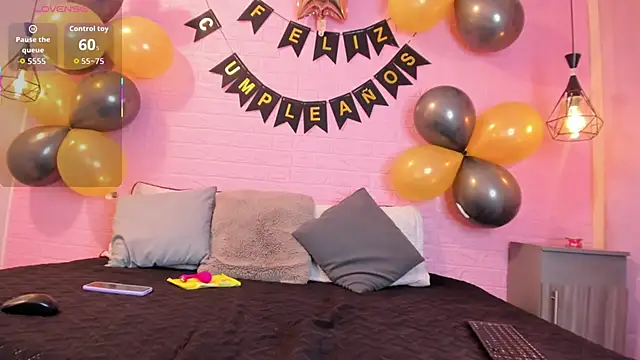 MayteLiu  online show from September 26, 12:56 pm