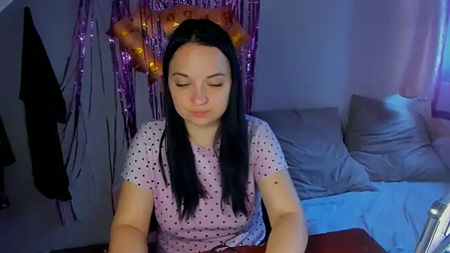 VoxxAura online show from September 28, 7:15 am