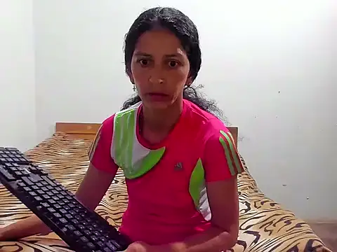 Snapshot of patrickMilena chatting on October 31, 10:23 am patrickMilena online show from October 31, 10:23 am