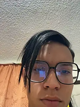 diegoand0911 online show from April 21, 4:46 pm