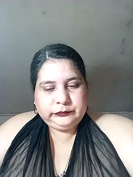 Snapshot of Ayma1983 chatting on October 3, 8:49 am Ayma1983 online show from October 3, 8:49 am