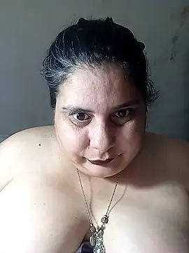 Snapshot of Ayma1983 chatting on September 25, 11:55 pm Ayma1983 online show from September 25, 11:55 pm