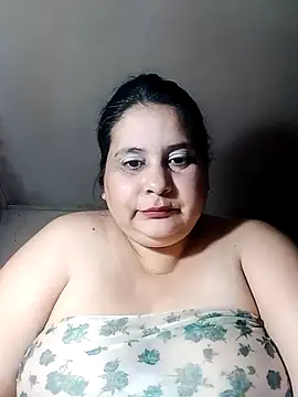 Snapshot of Ayma1983 chatting on November 4, 11:08 pm Ayma1983 online show from November 4, 11:08 pm