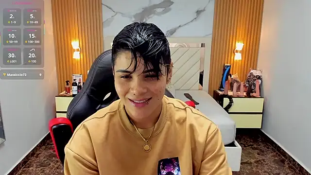KAROLLJONES1 online show from September 13, 7:36 pm