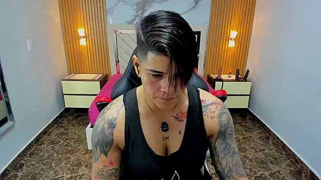 KAROLLJONES1 online show from March 14, 12:11 pm